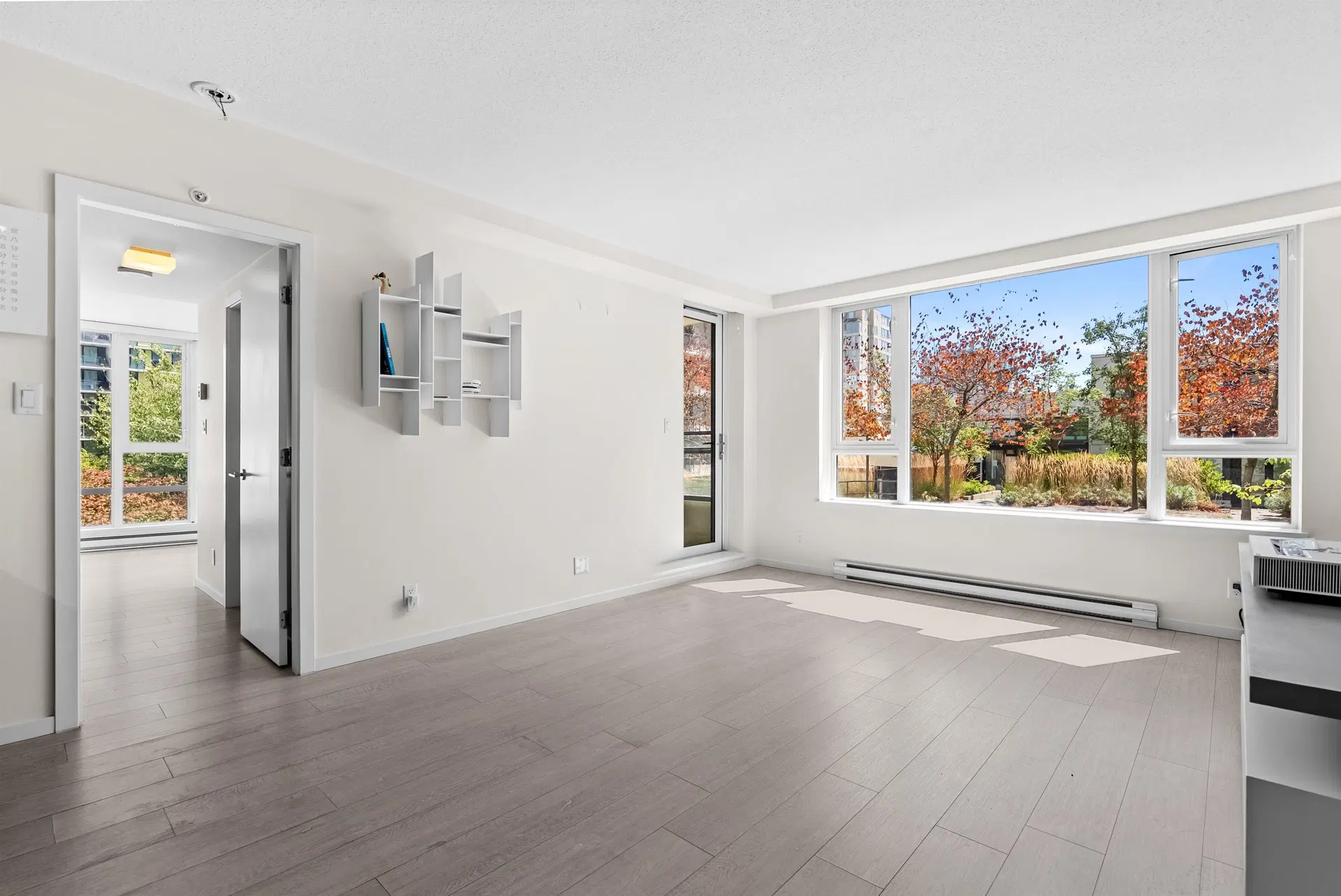 Photo 5 of 32 at #701 – 7888 Ackroyd Road