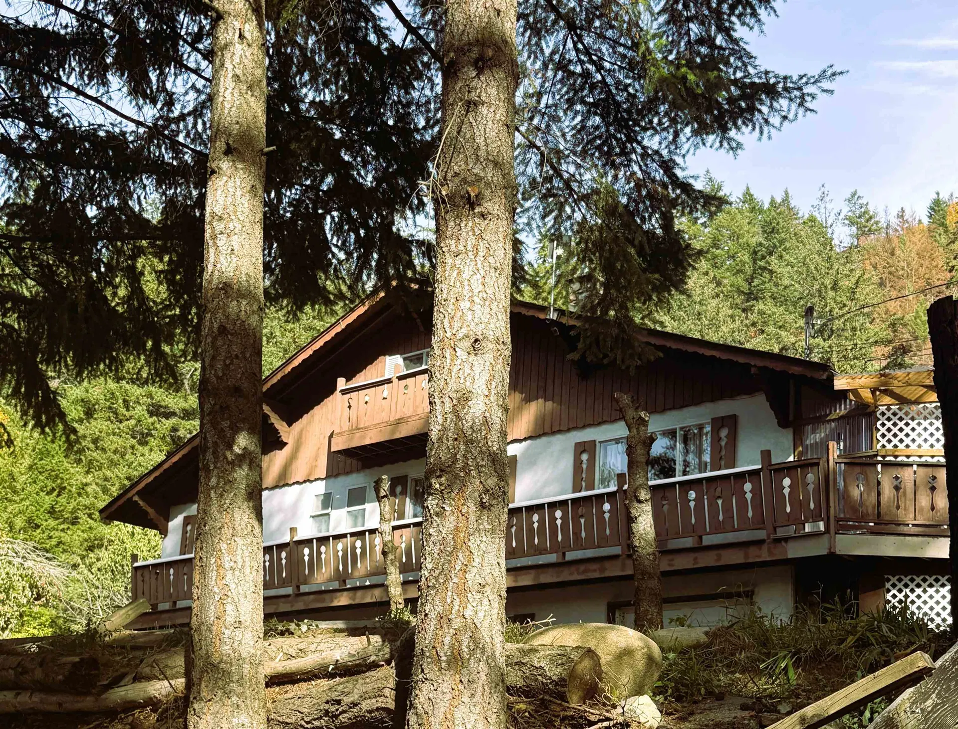 Photo 1 of 40 at 50690 Trans Canada Highway