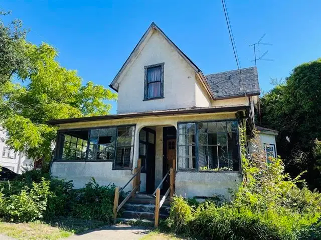 239 Fourth Street