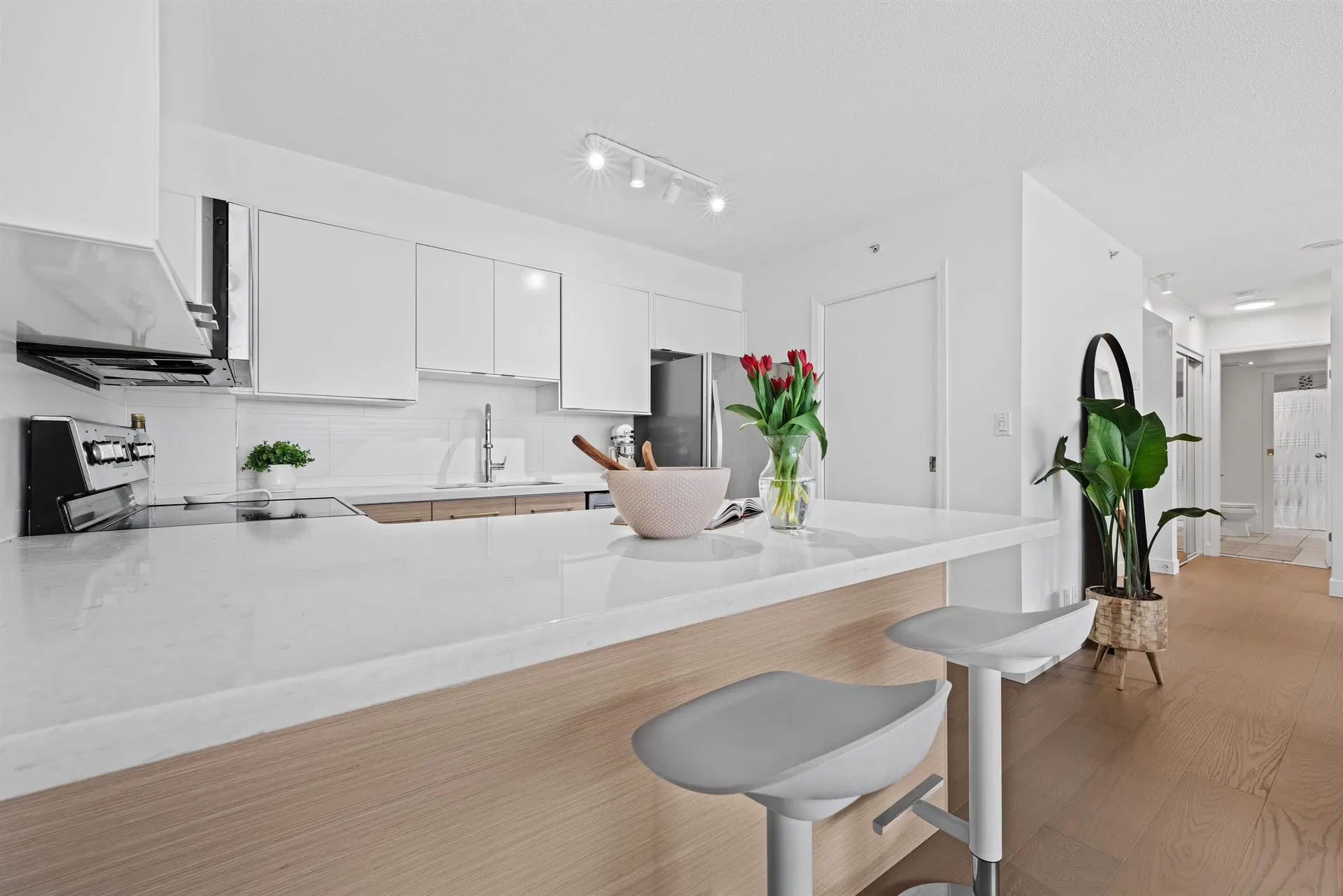 Photo 4 of 37 at #204 – 1633 W 8th Avenue
