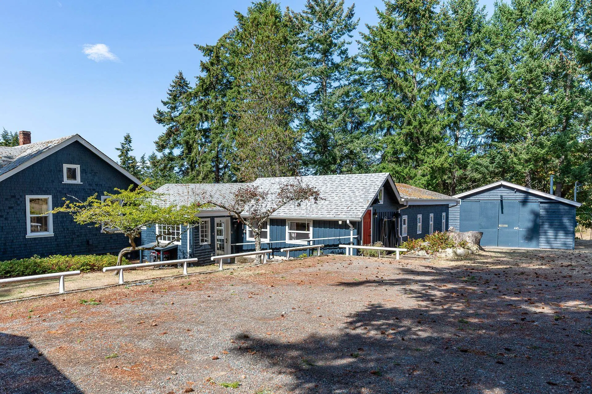 Photo 2 of 40 at 443 Fernhill Road