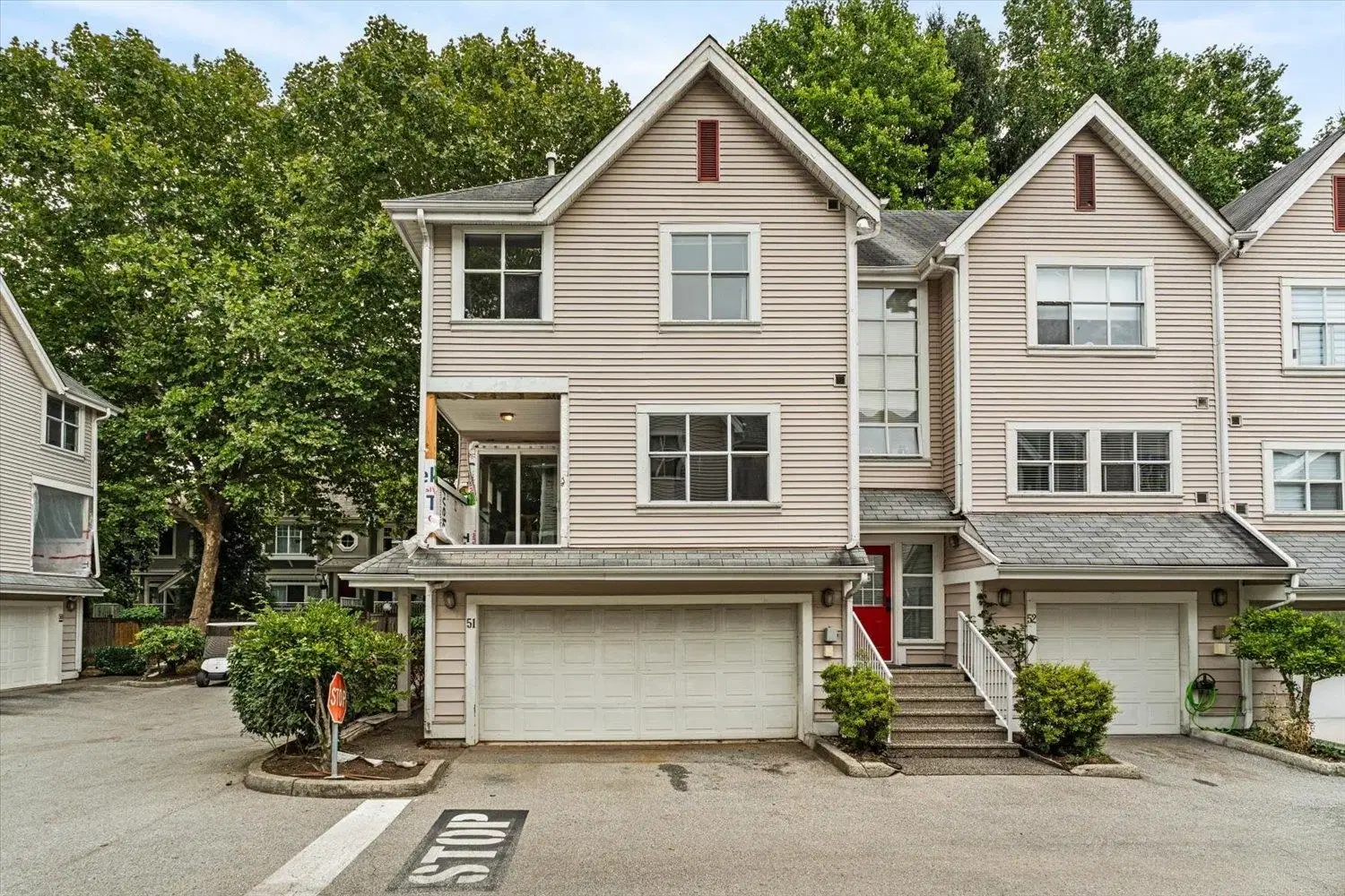 #51 – 2450 Hawthorne Avenue
