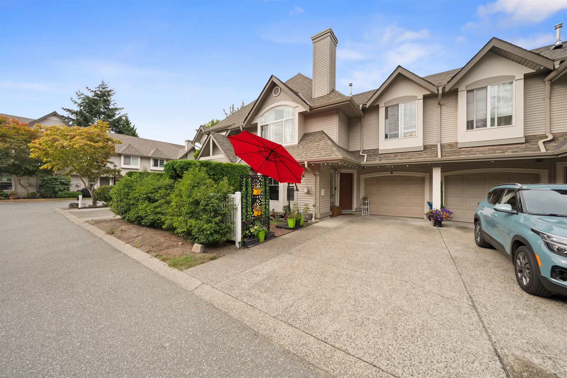 Photo 1 of 27 at #42 – 23085 118 Avenue