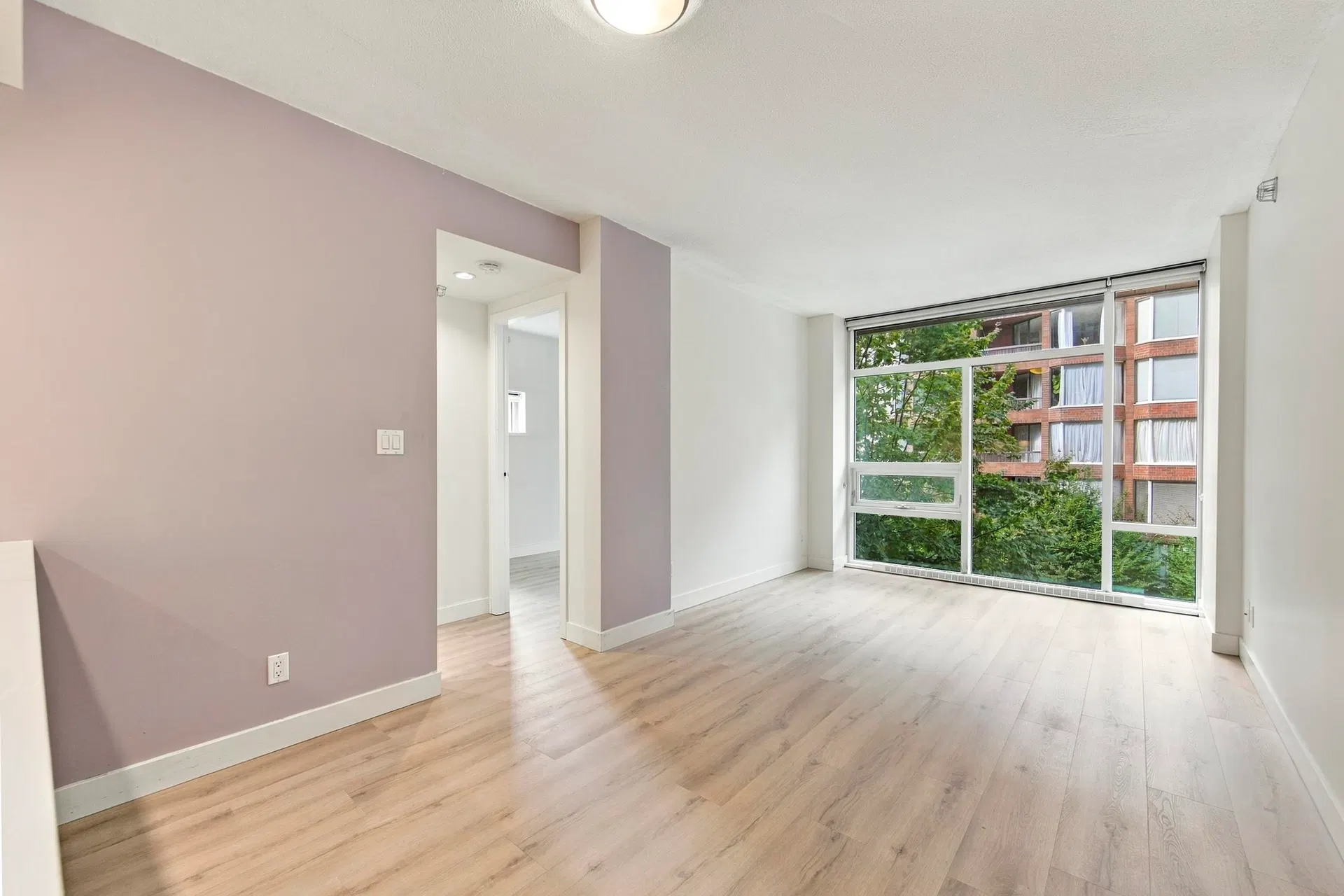 Photo 5 of 27 at #301 – 1308 Hornby Street