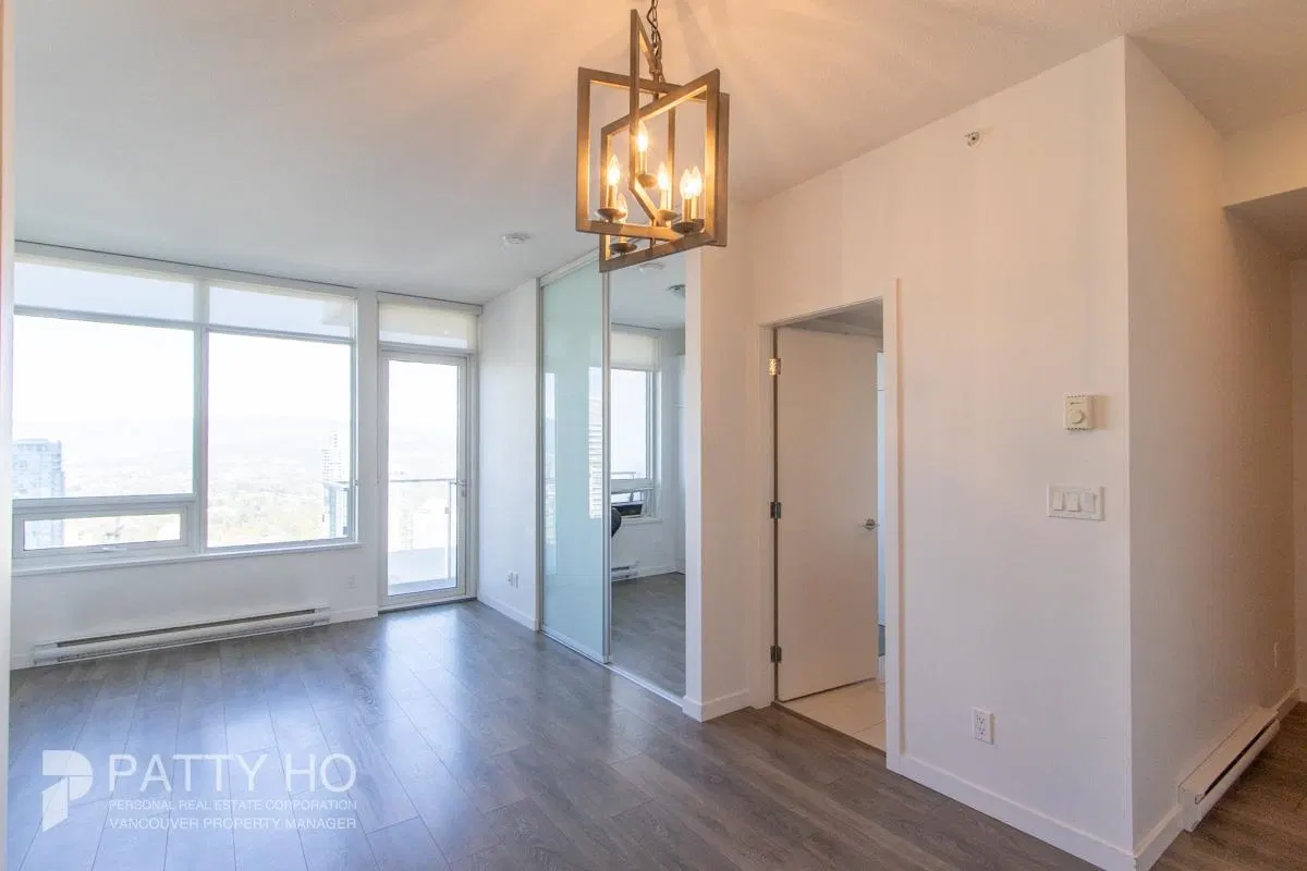 Photo 3 of 21 at #5101 – 6461 Telford Avenue
