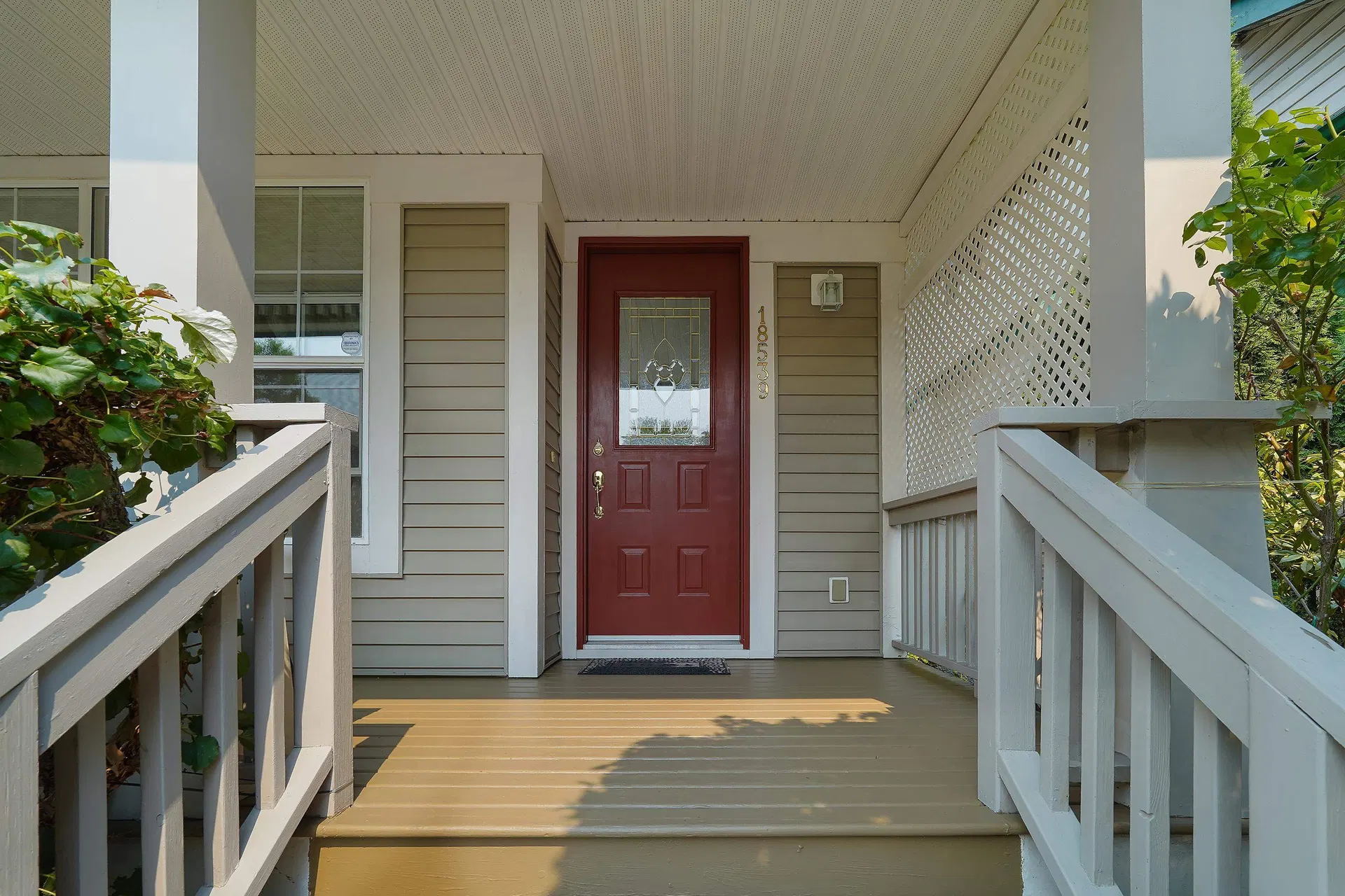 Photo 2 of 40 at 18539 67a Avenue