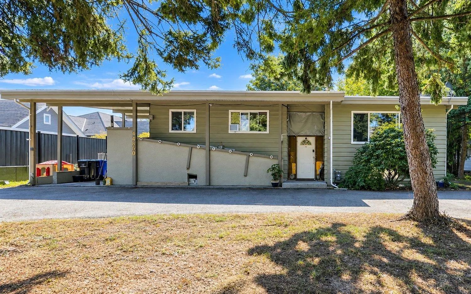 Photo 5 of 17 at 44850 Keith Wilson Road
