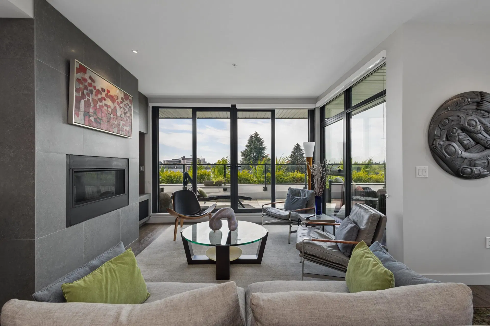 Photo 3 of 39 at #601 – 4427 Cambie Street