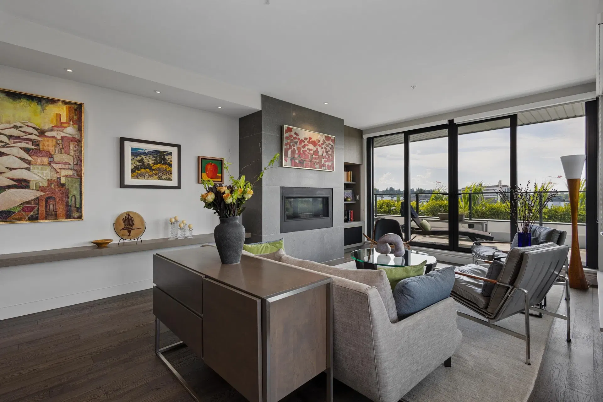 Photo 5 of 39 at #601 – 4427 Cambie Street