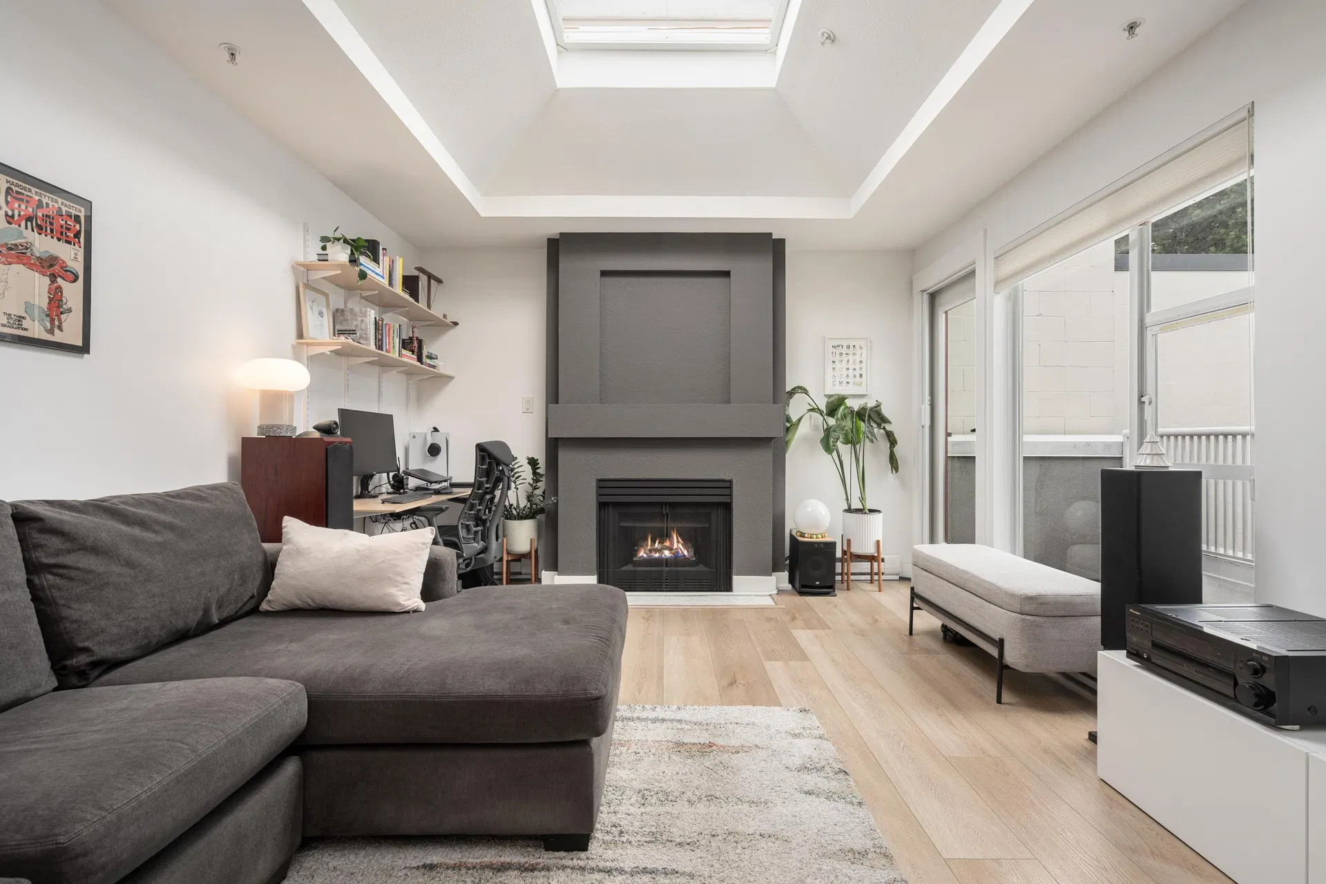 #407 – 1333 7th Avenue