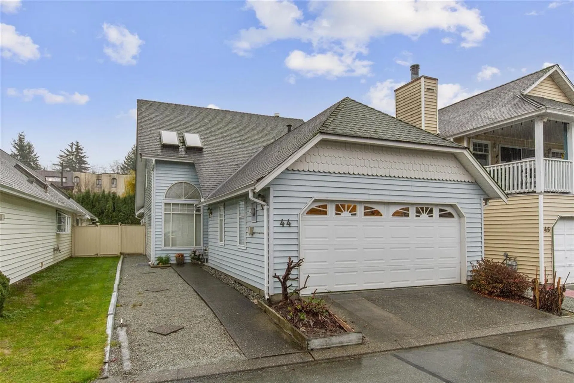 Photo 1 of 20 at #44 – 2865 Glen Drive