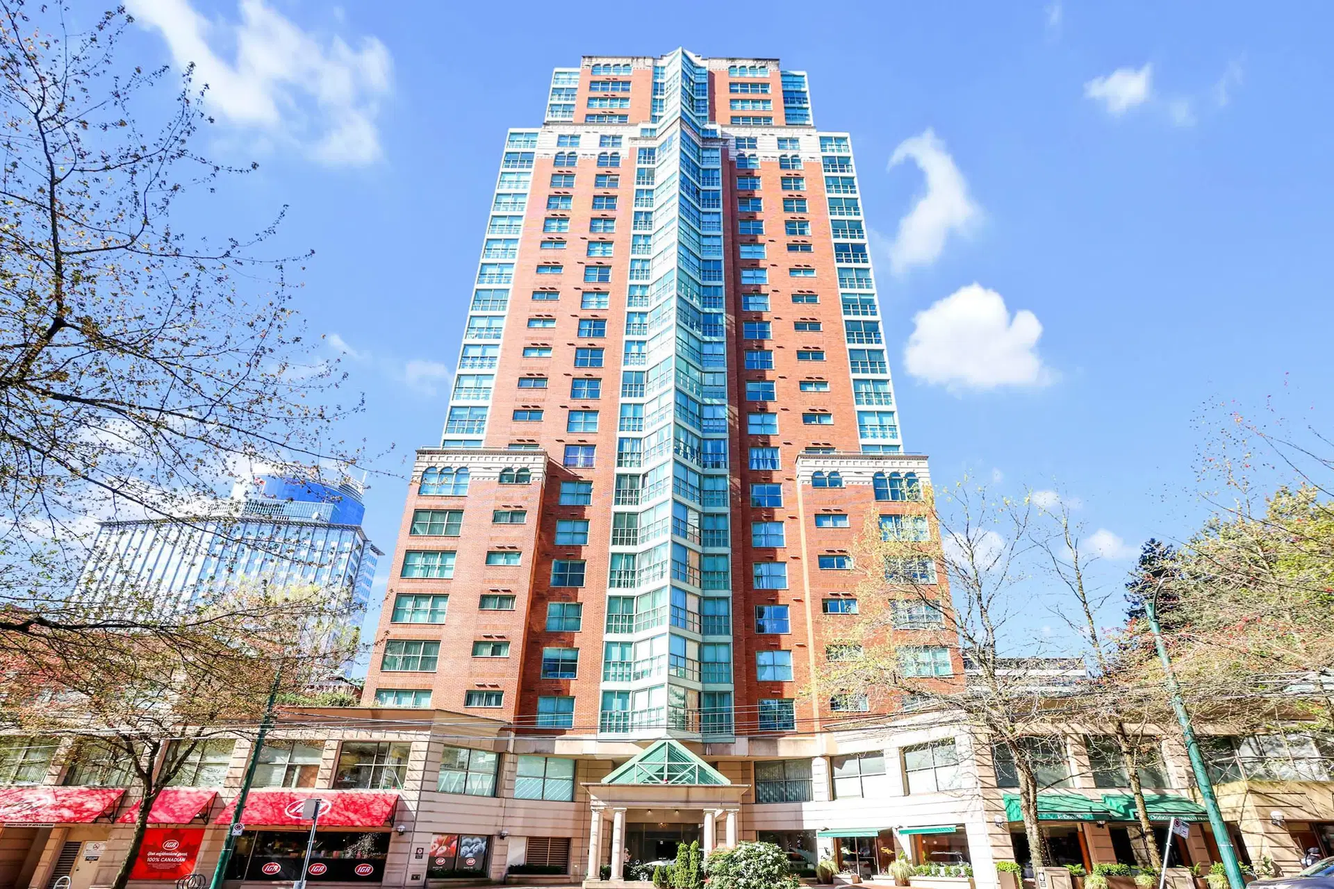 #1402 – 909 Burrard Street