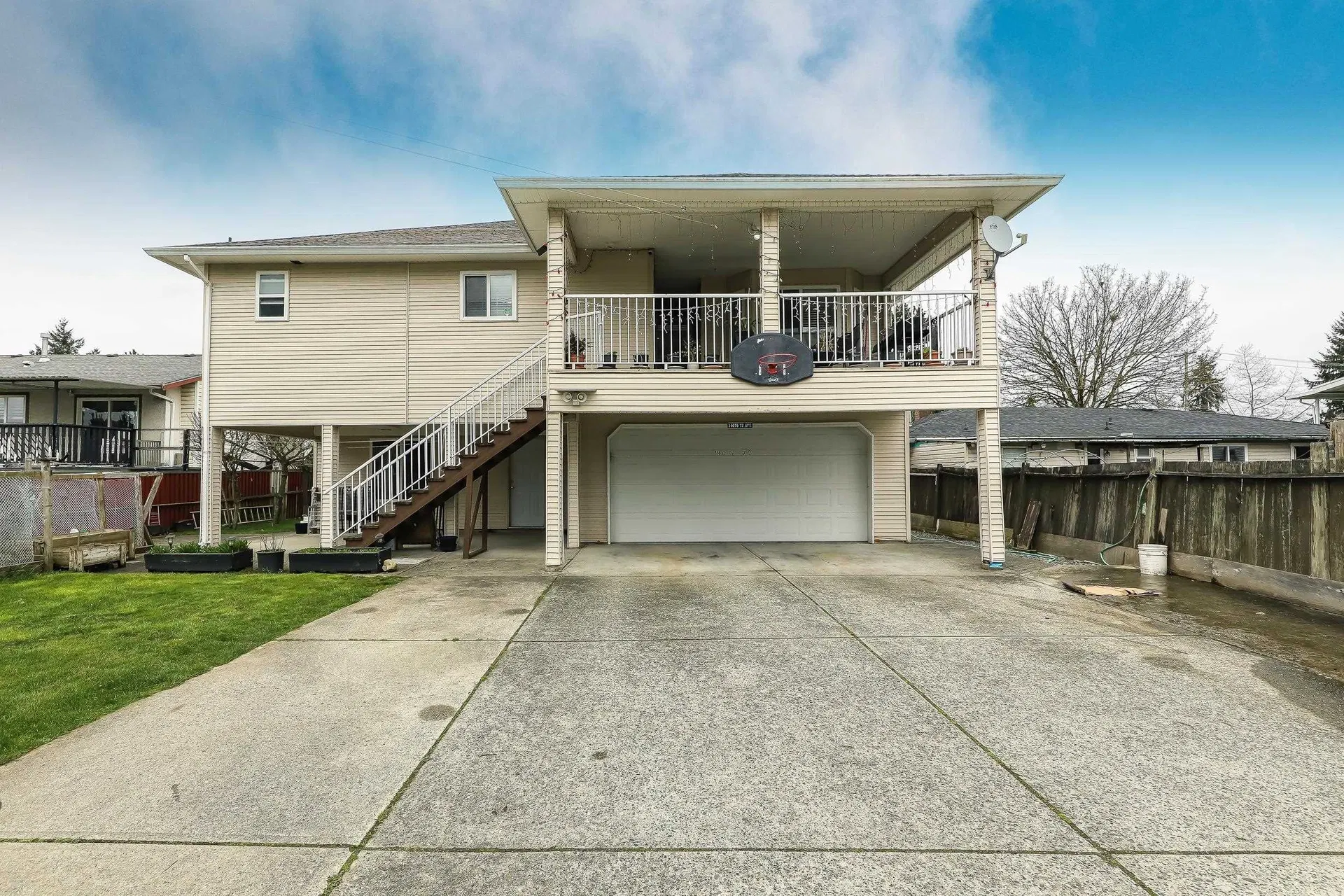 Photo 5 of 40 at 14076 72 Avenue