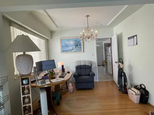 Photo 4 of 19 at 4116 Cambridge Street