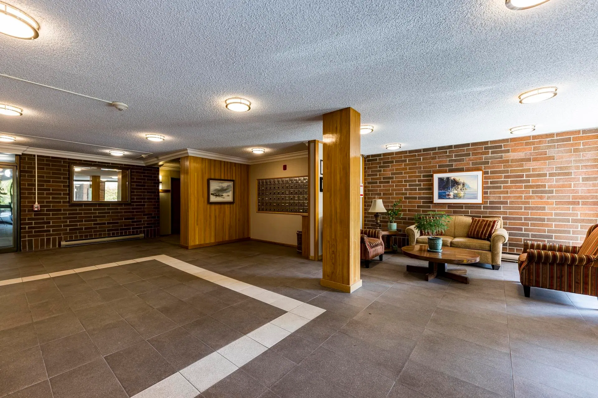 Photo 3 of 27 at #312 – 2101 Mcmullen Avenue