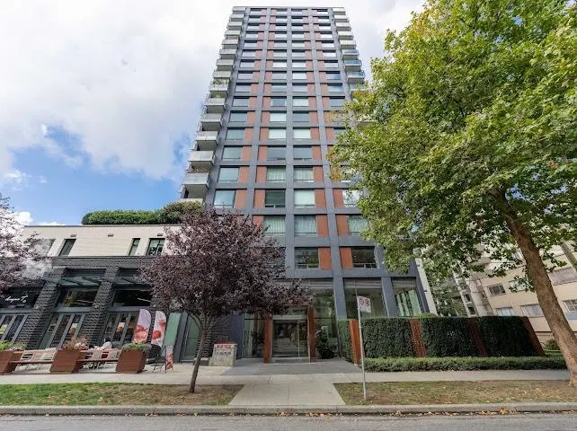 #703 – 1171 Jervis Street
