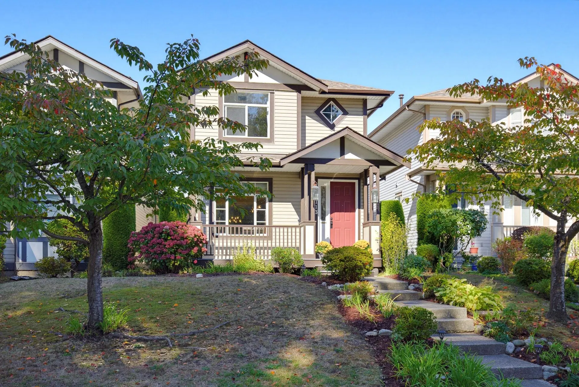 Photo 1 of 40 at #113 – 33751 7 Avenue