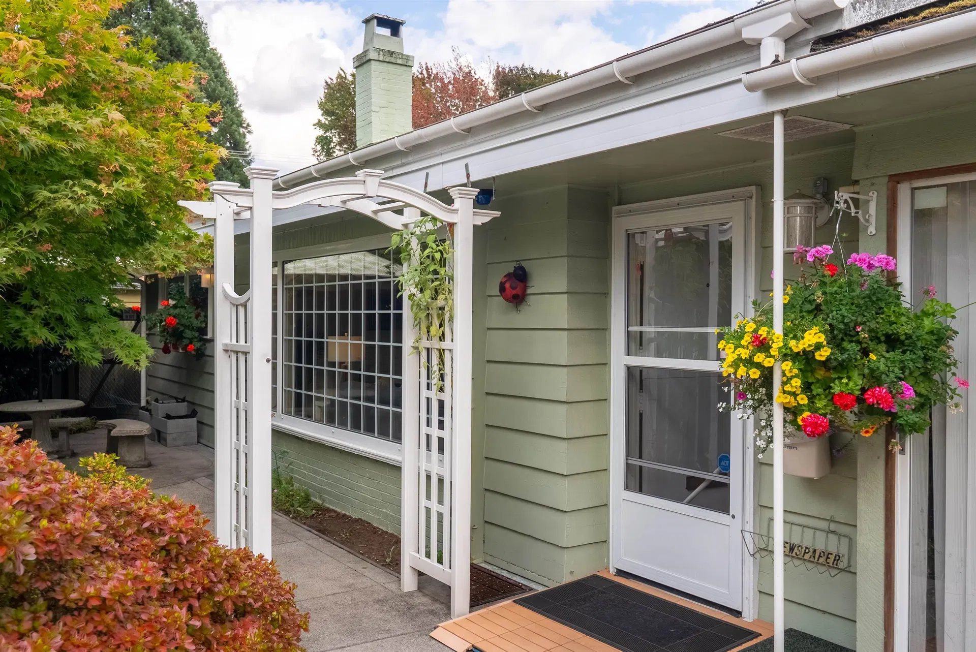 1222 Rosewood Crescent