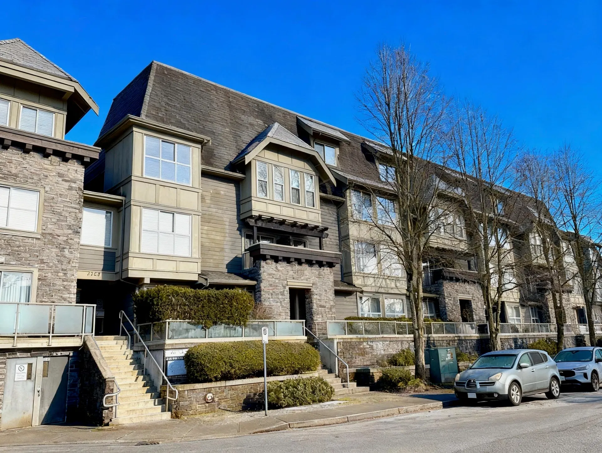 #228 – 2108 Rowland Street