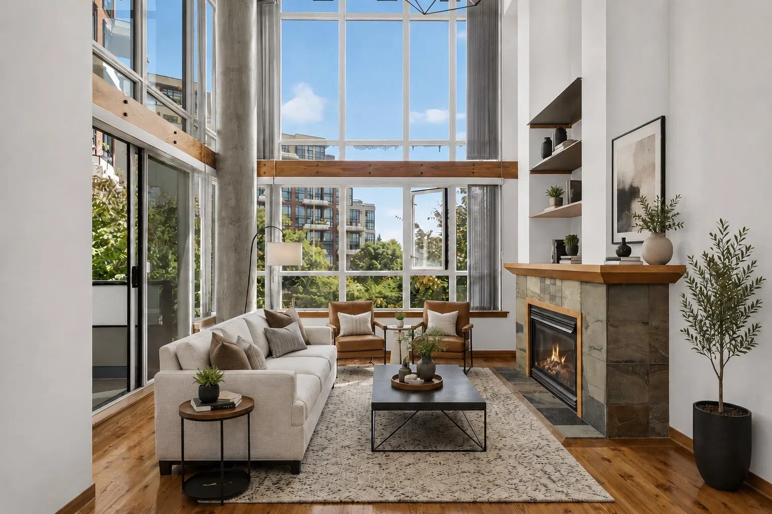 Photo 2 of 32 at #201 – 7 Rialto Court