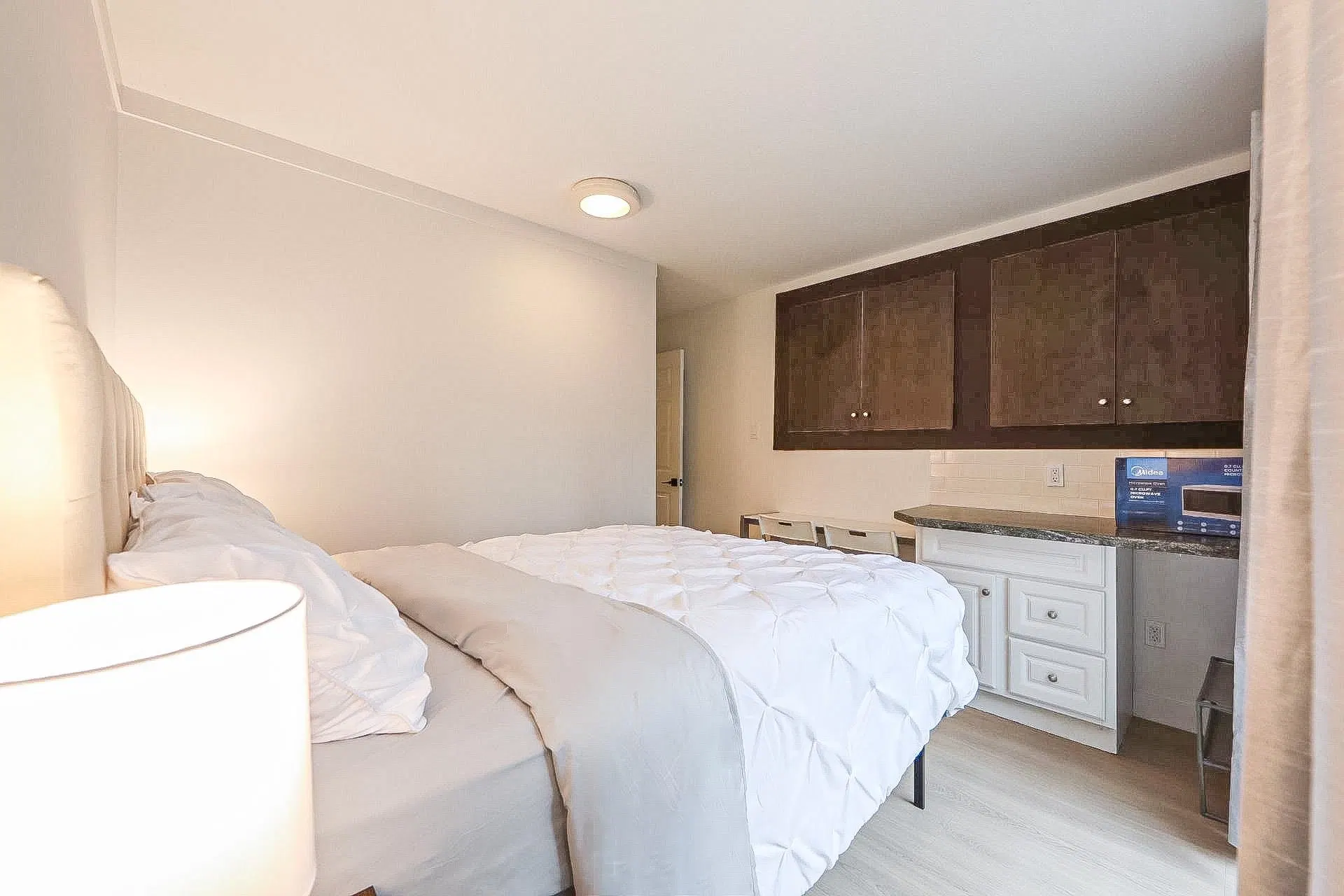 Photo 3 of 7 at B – 7928 Cartier Street
