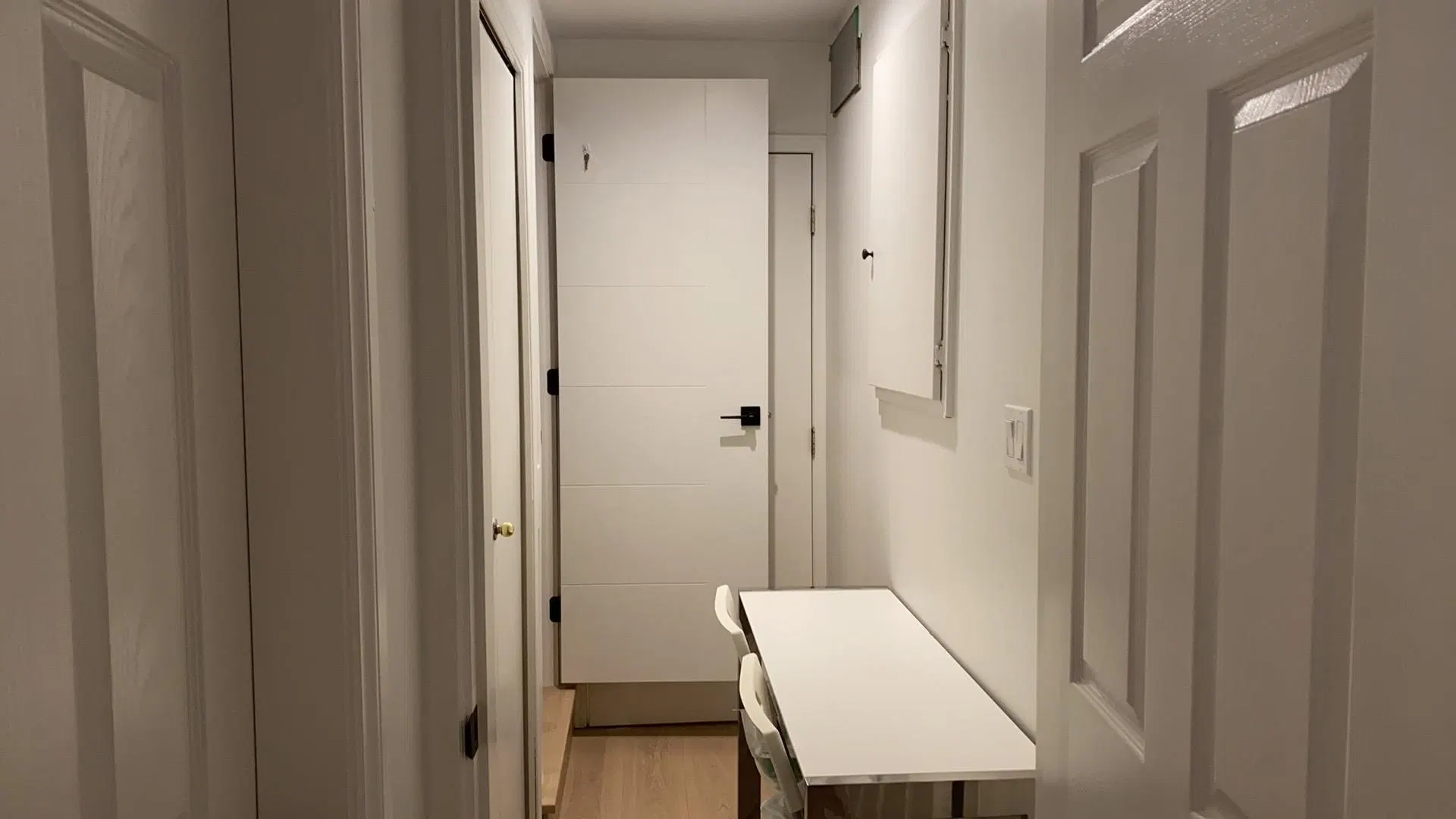 Photo 4 of 7 at B – 7928 Cartier Street
