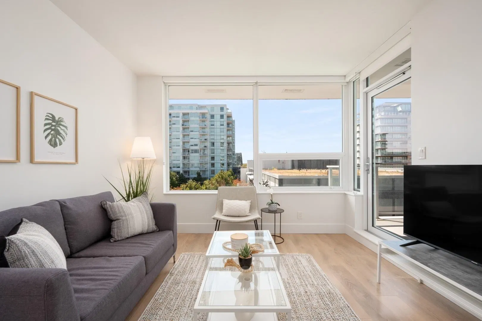 Photo 1 of 40 at #706 – 6900 Pearson Way