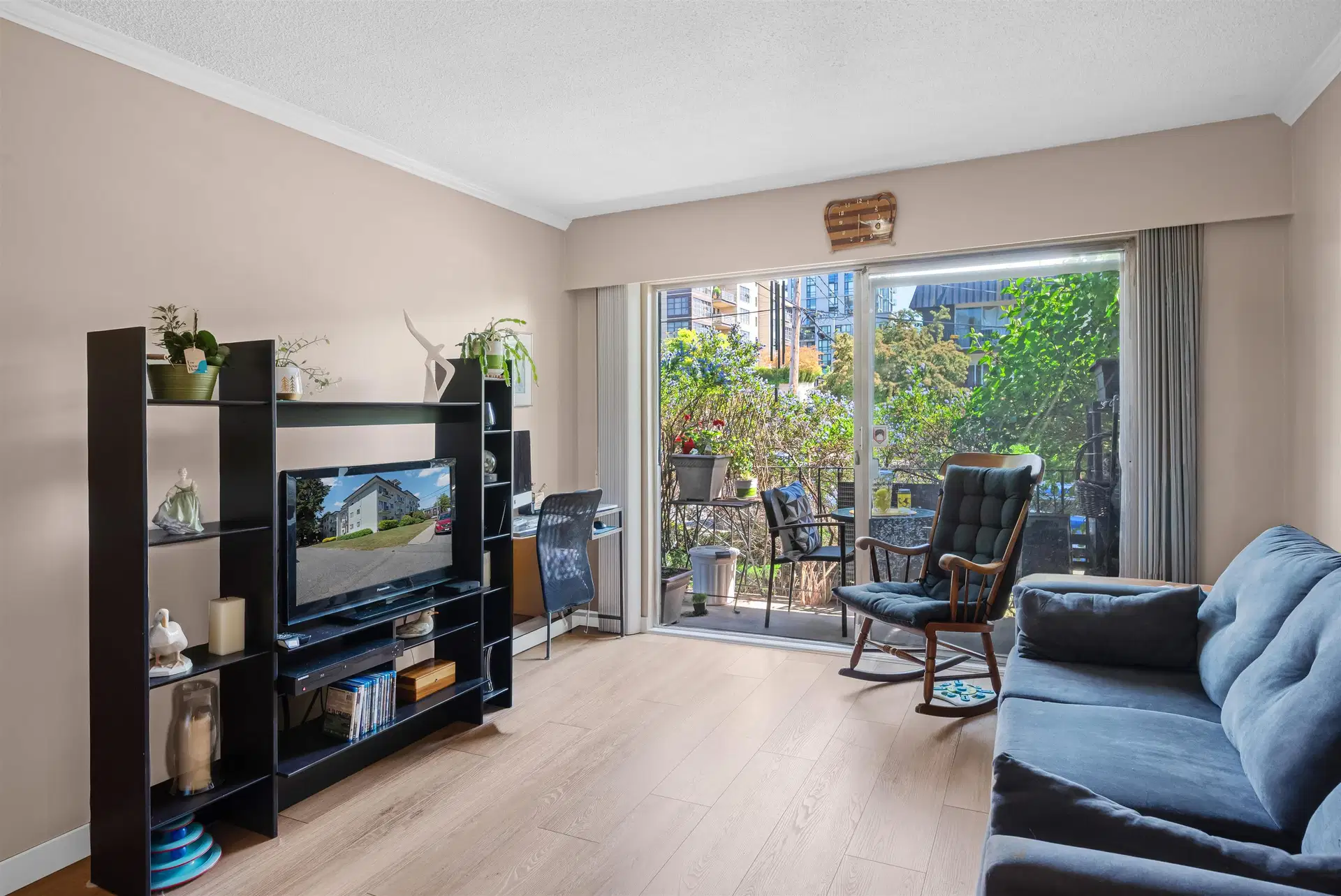 #101 – 611 Blackford Street