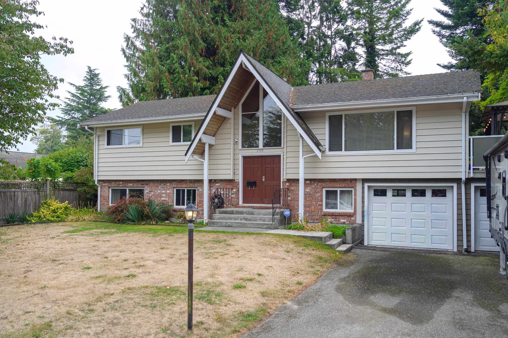 Photo 1 of 40 at 5378 4th Avenue