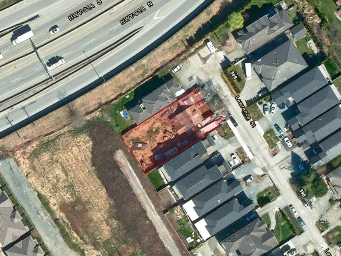 Photo 1 of 1 at 324 Lawrence Street