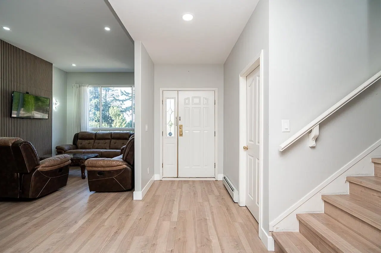 Photo 5 of 40 at 12538 64th Avenue