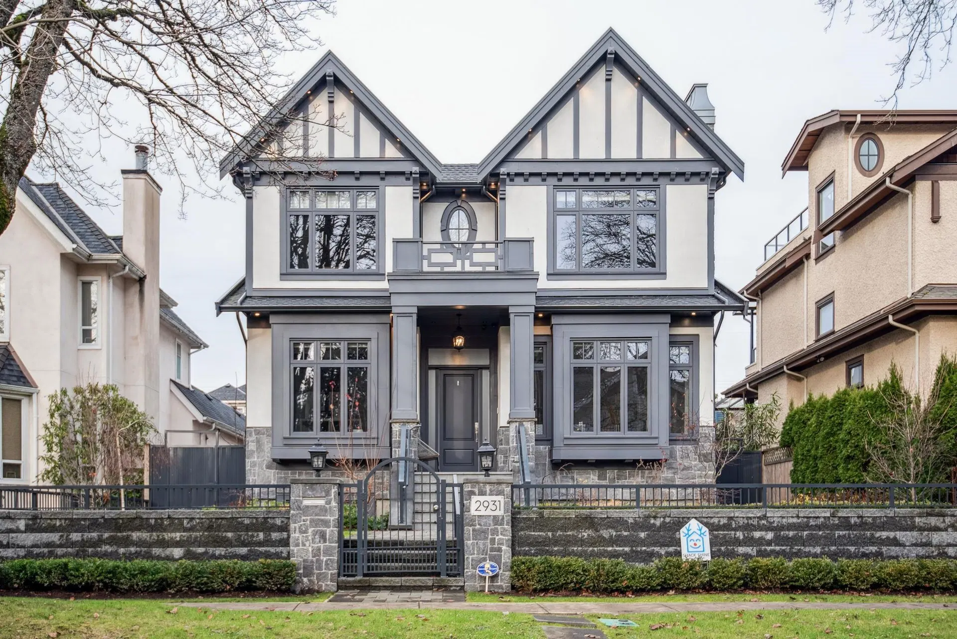 Photo 1 of 27 at 2931 W 39th Avenue