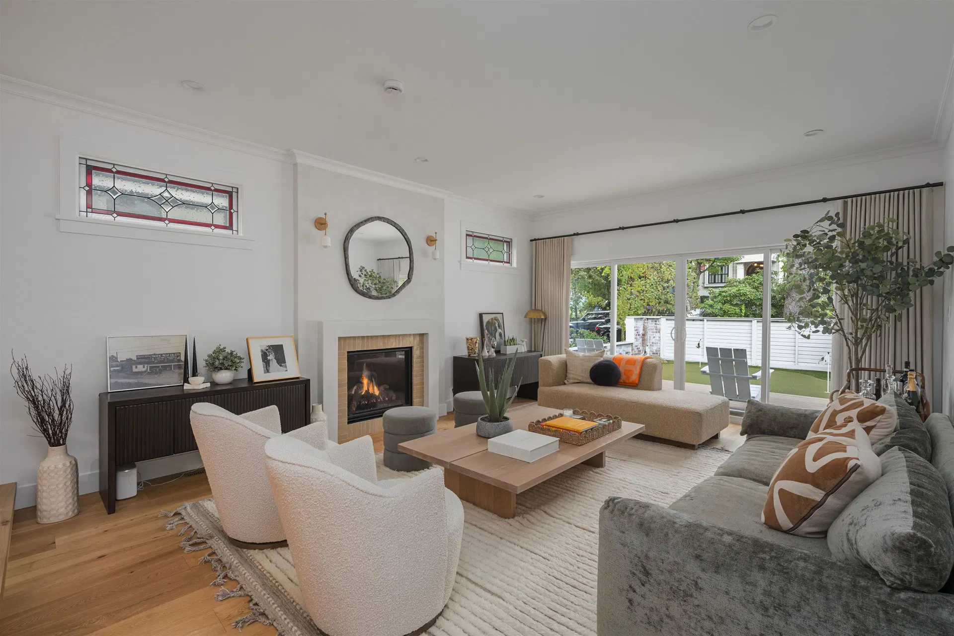 Photo 3 of 40 at 3250 W 37th Avenue