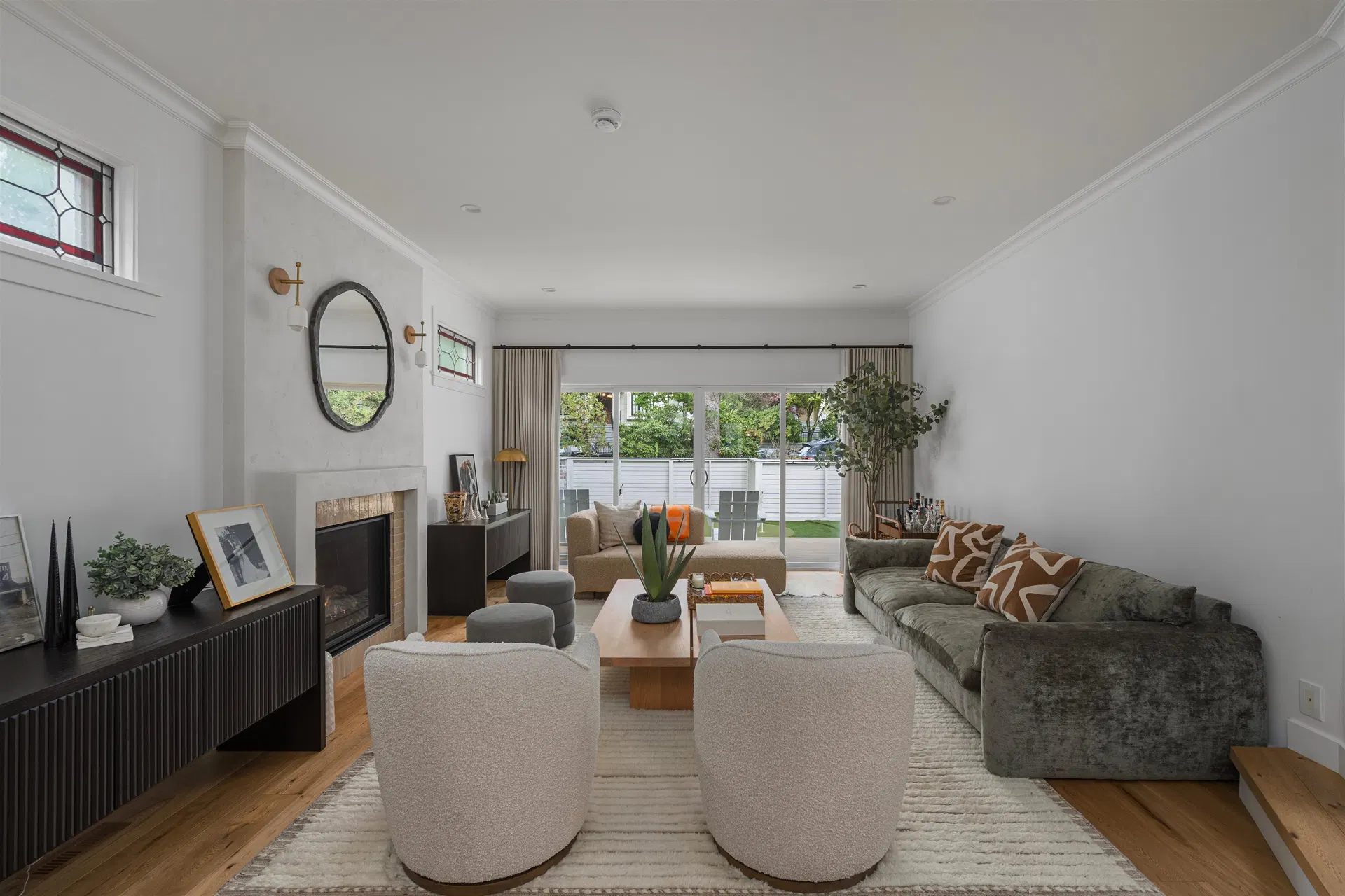 Photo 5 of 40 at 3250 W 37th Avenue