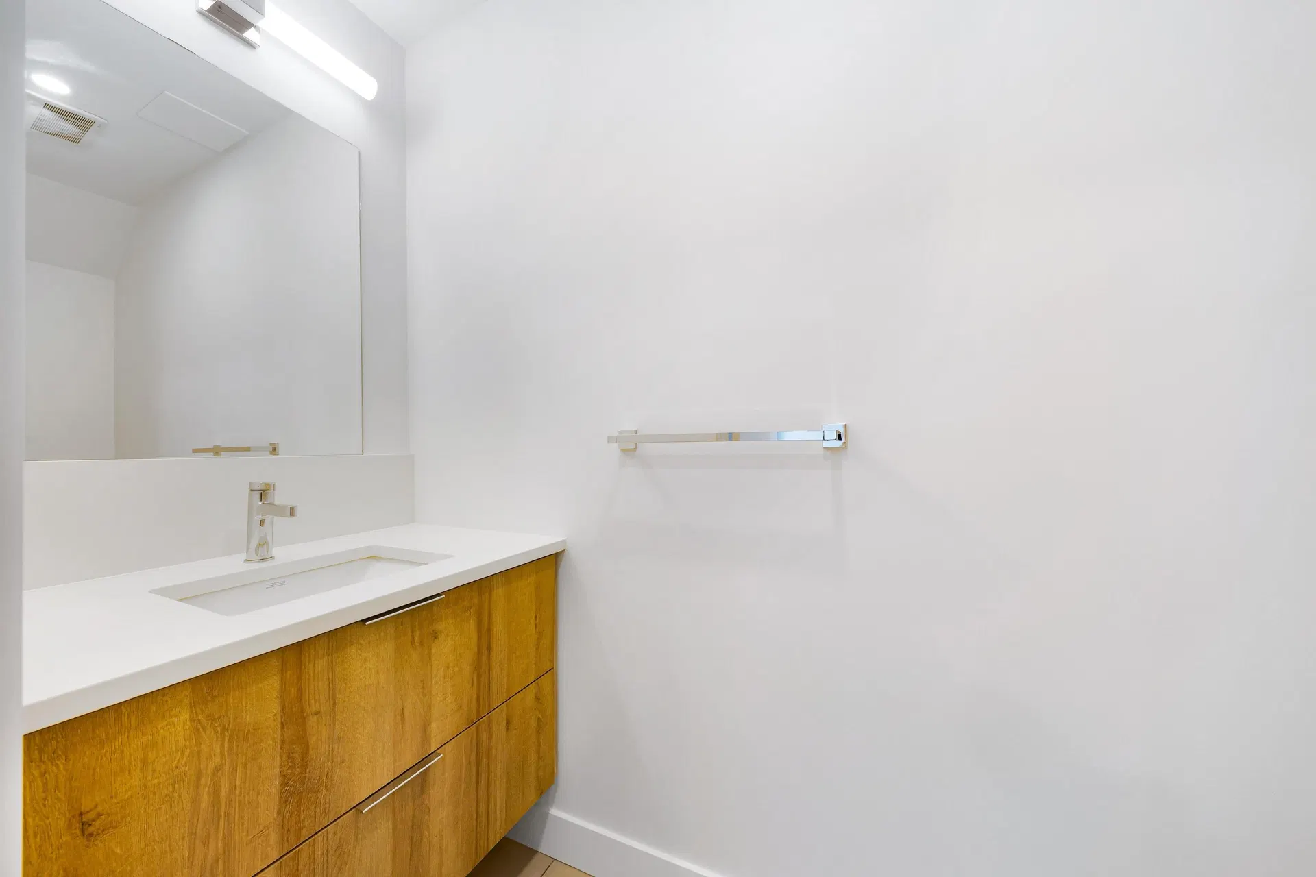 Photo 3 of 21 at #4 – 10160 133 Street