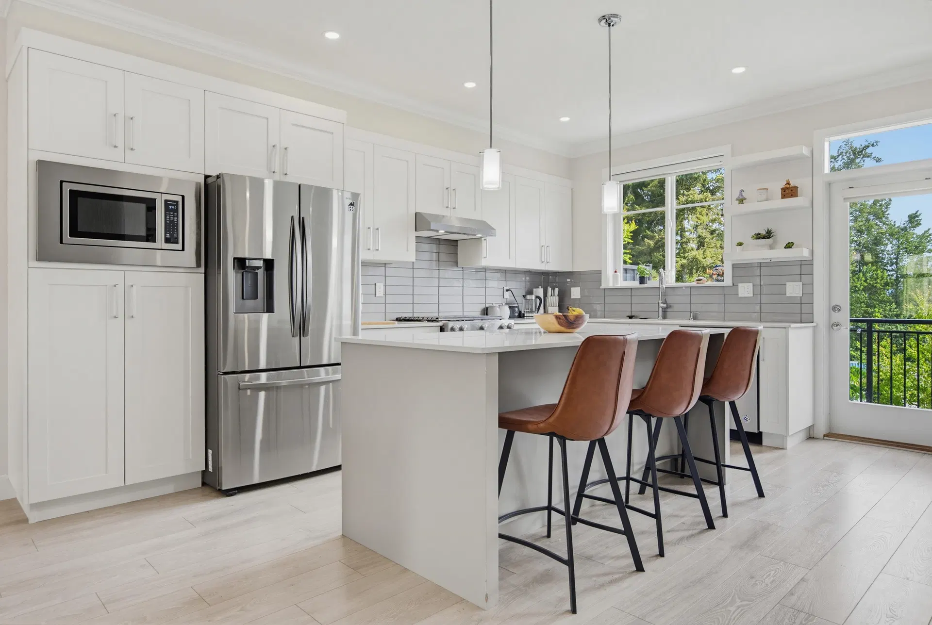 Photo 5 of 40 at #75 – 15665 Mountain View Drive
