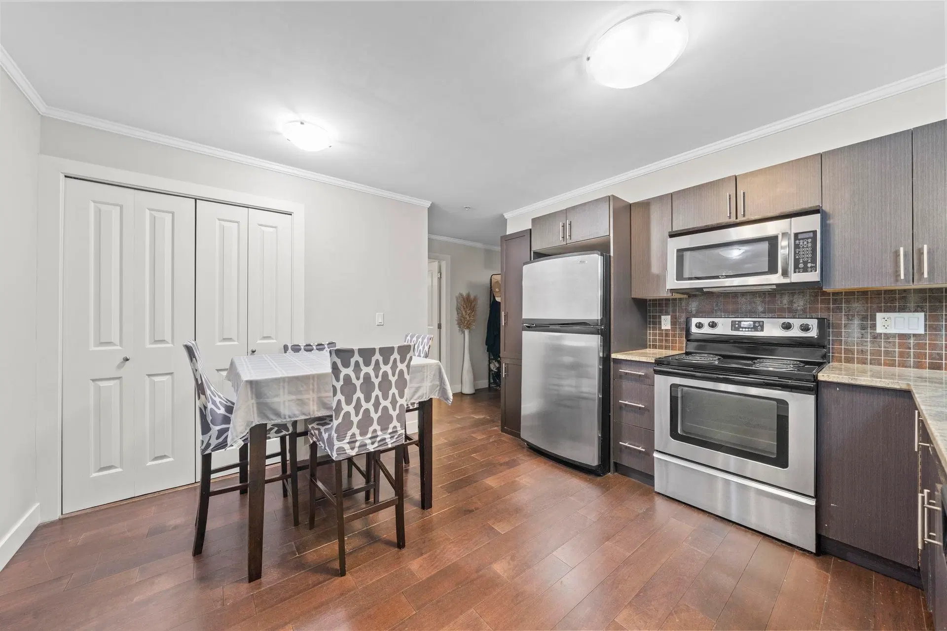 Photo 3 of 25 at #102 – 2228 Welcher Avenue