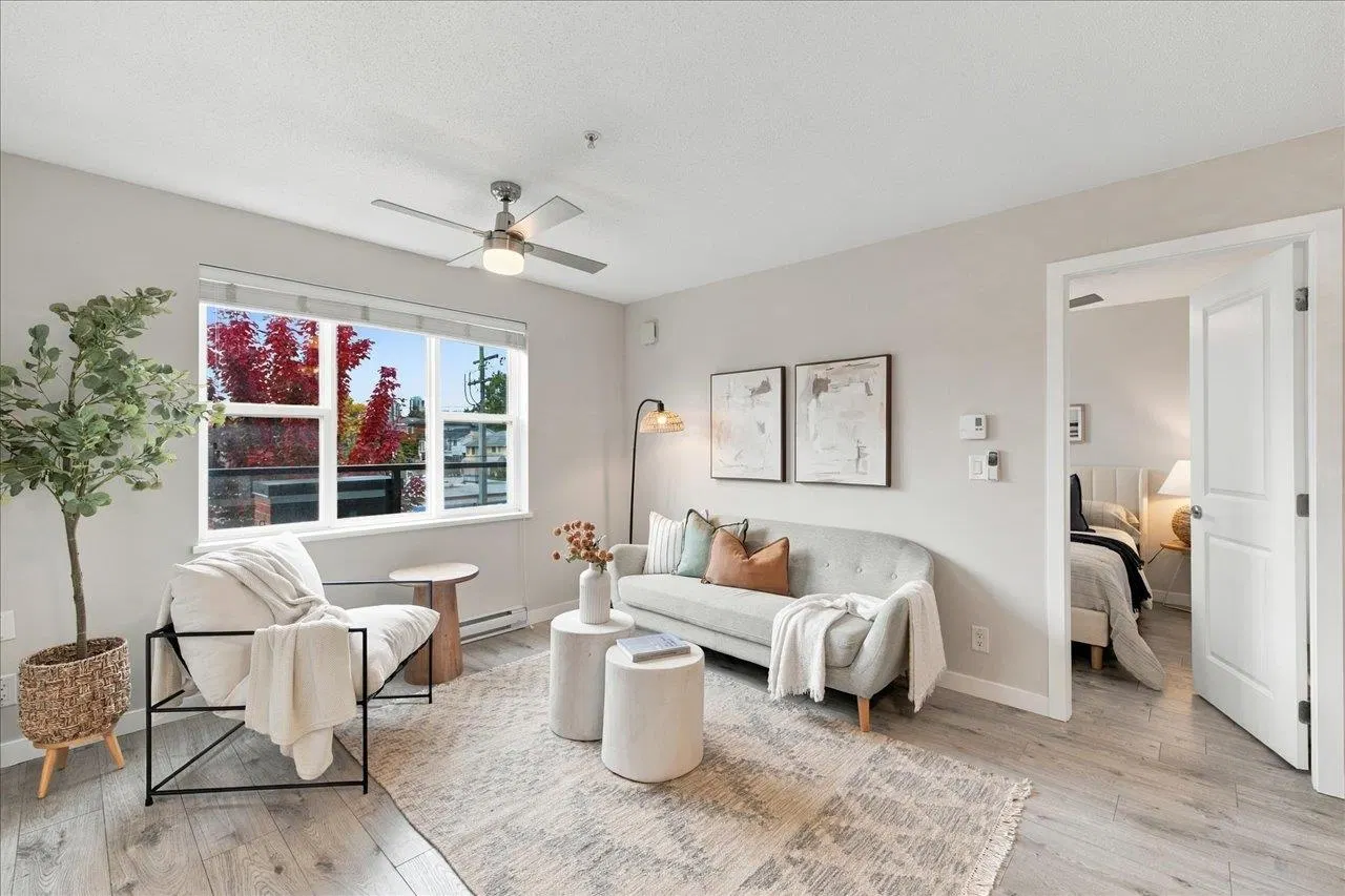 #206 – 7908 15th Avenue