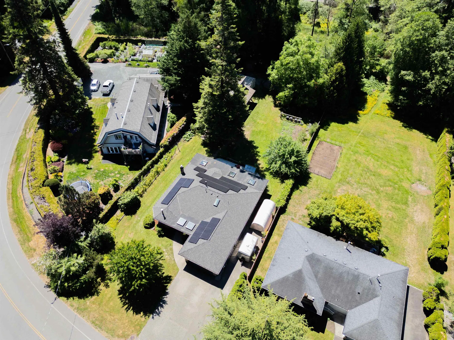 Photo 3 of 40 at 21050 Yeomans Crescent