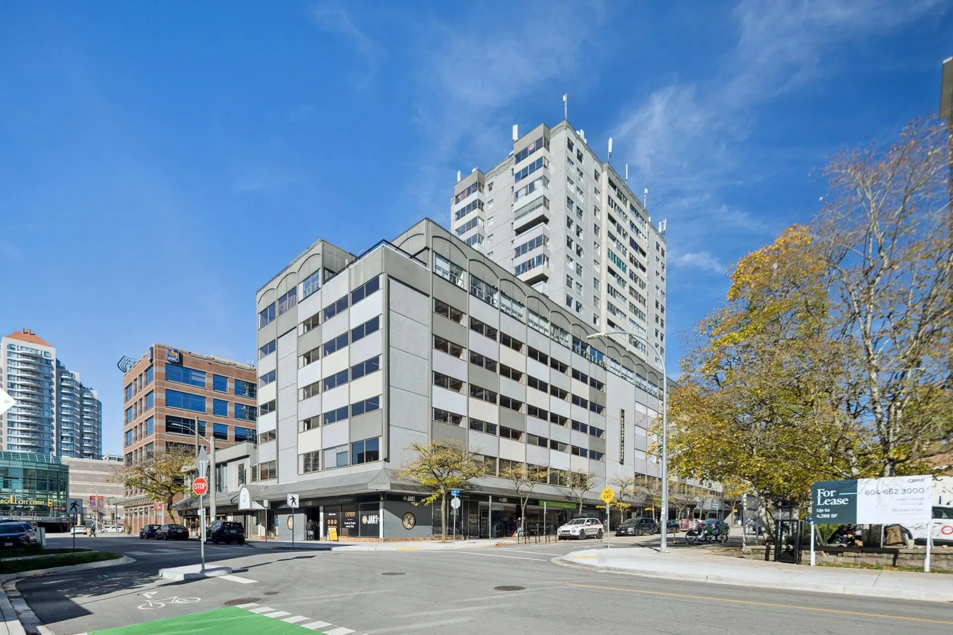 Photo 1 of 36 at #1907 – 615 Belmont Street