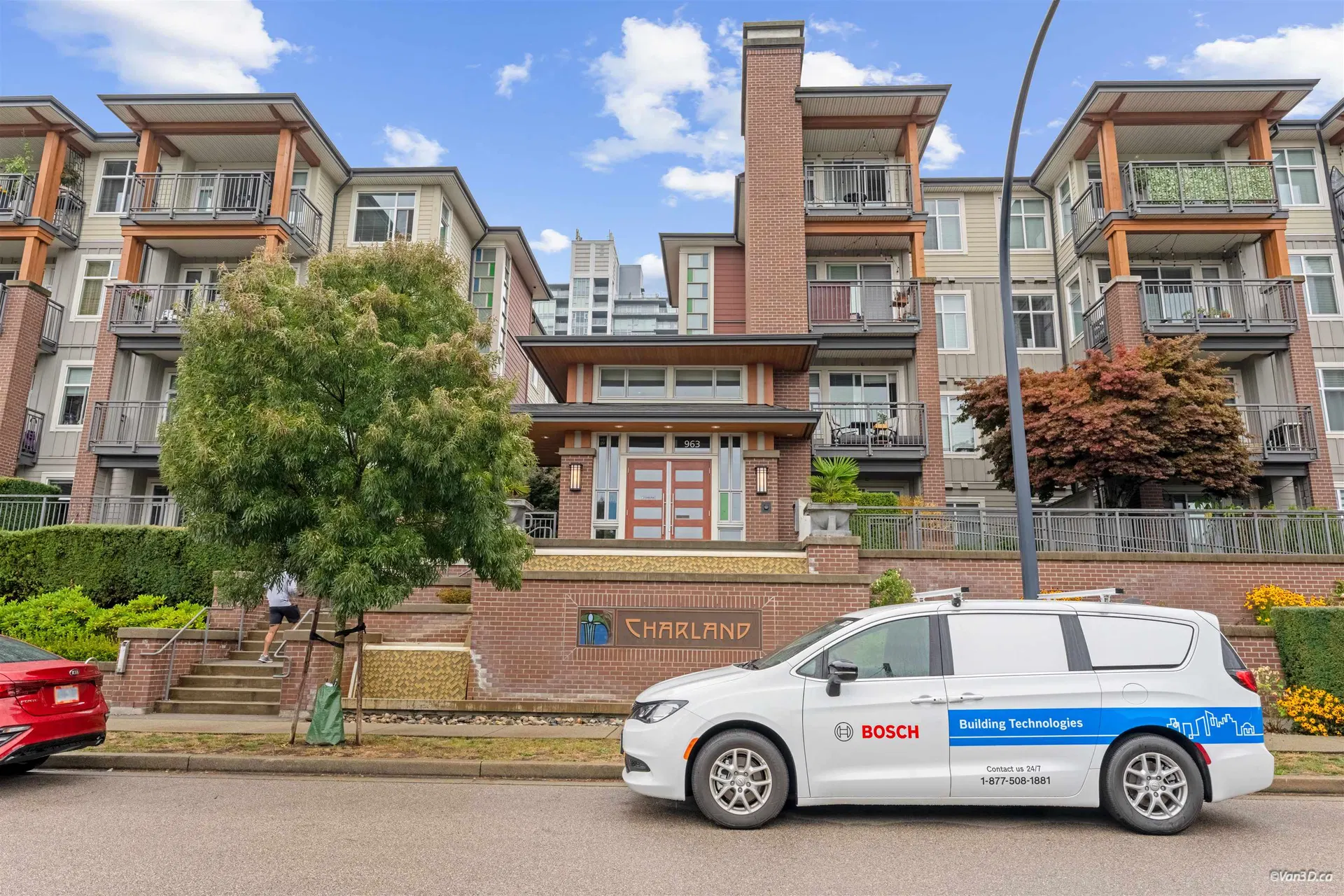 #1308 – 963 Charland Avenue