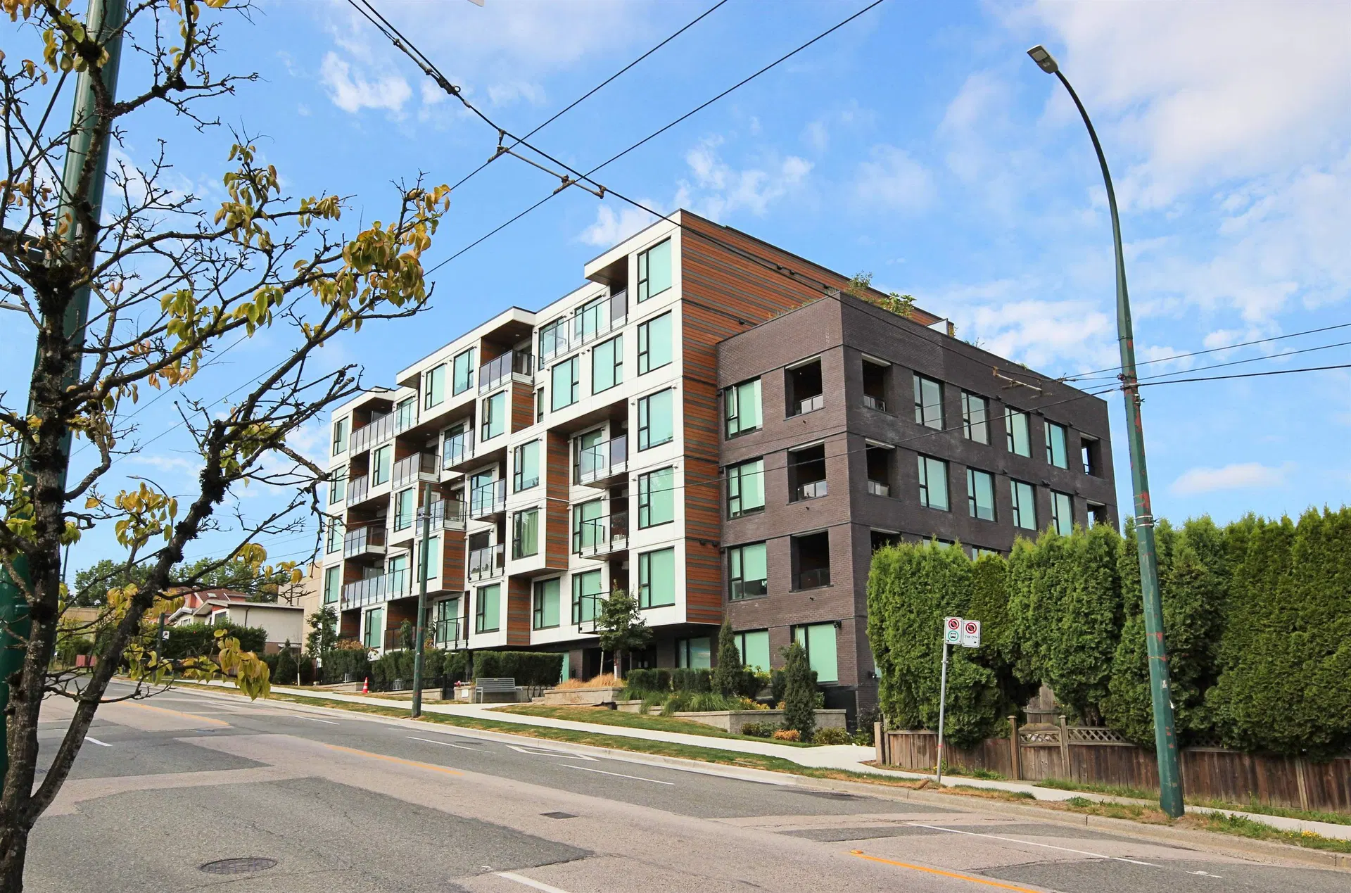#105 – 5399 Joyce Street