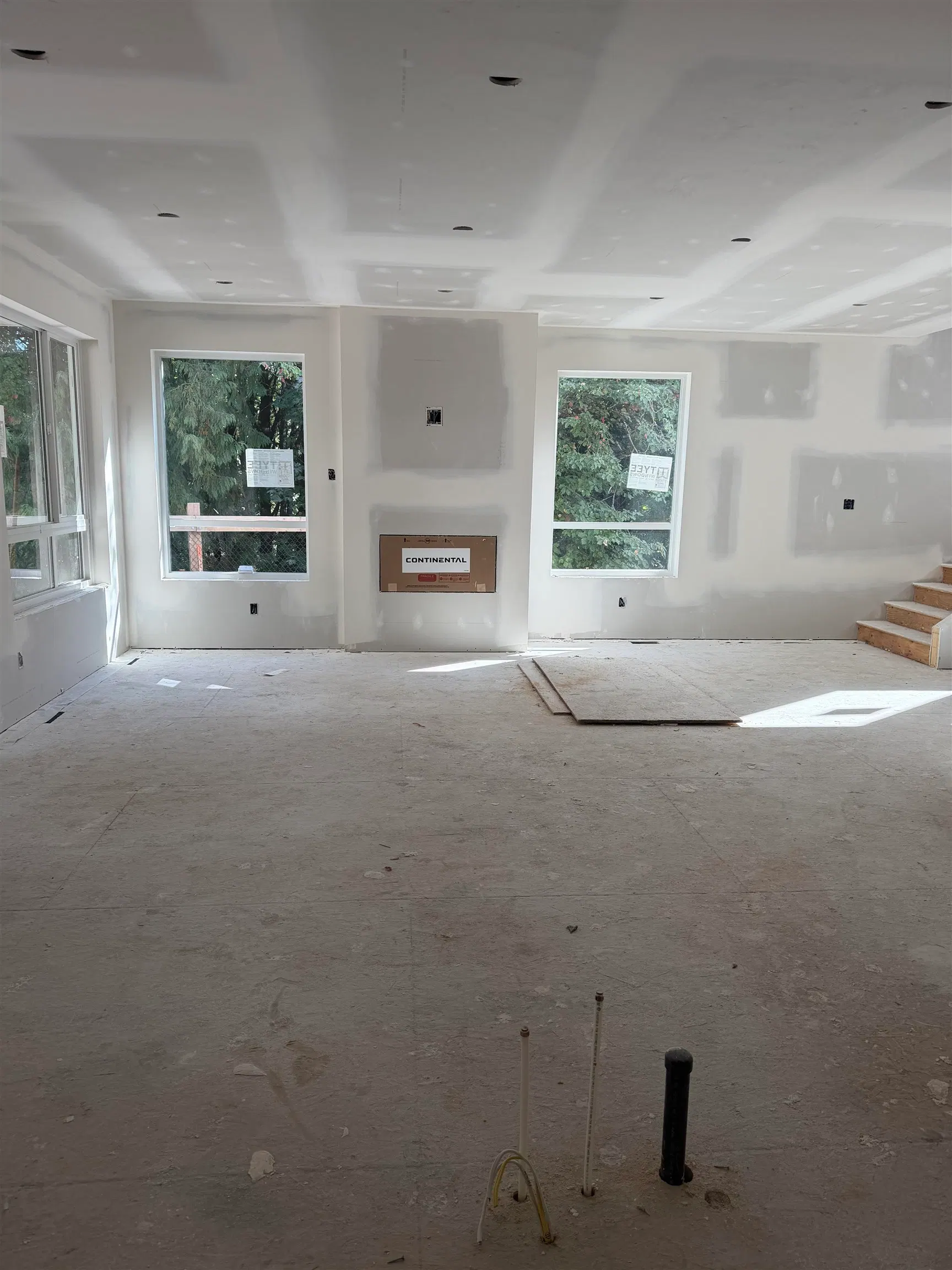 Photo 5 of 11 at 3337 Willerton Court