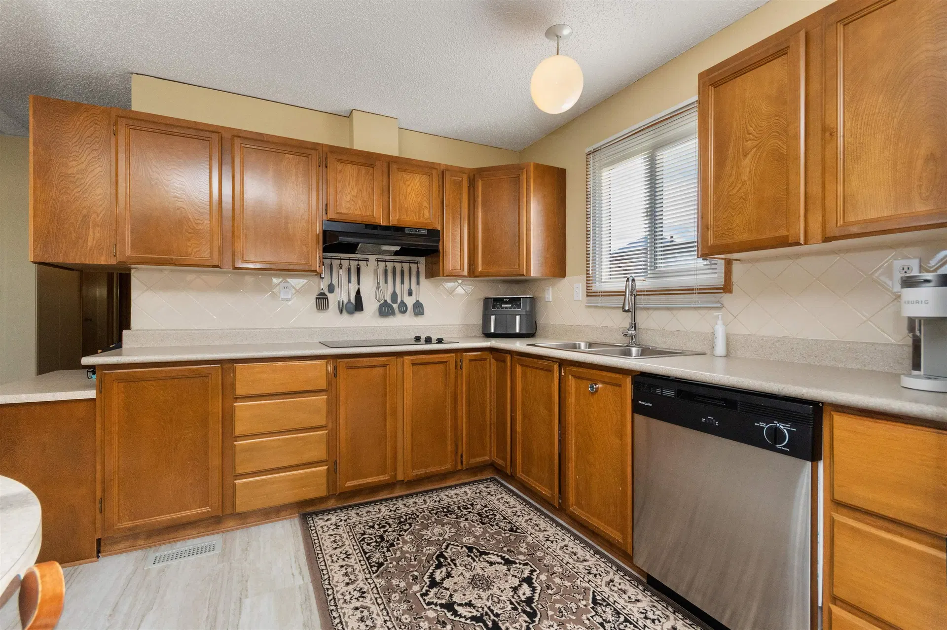 Photo 5 of 32 at #137 – 6338 Vedder Road