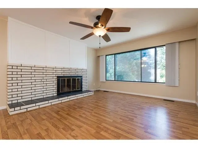 Photo 2 of 16 at 7904 115a Street