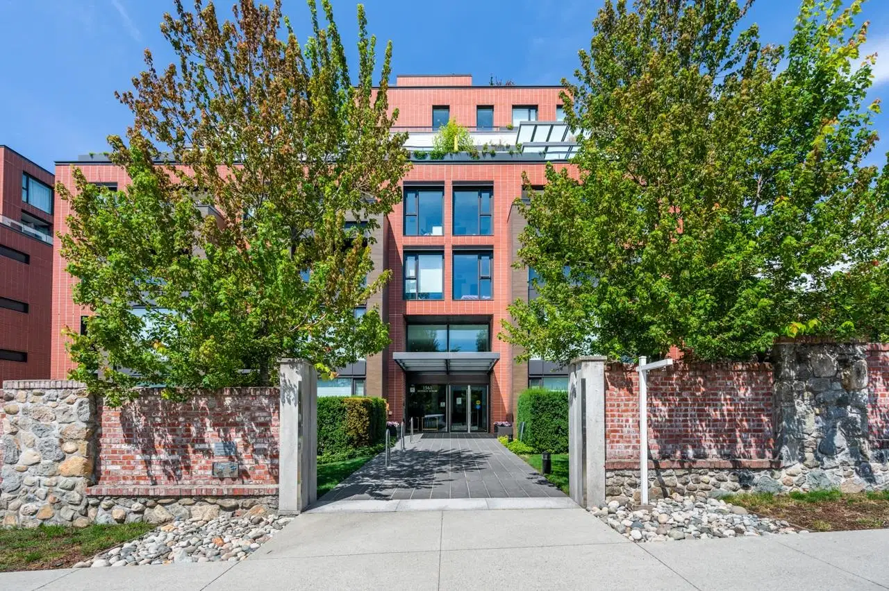 #205 – 1561 57th Avenue