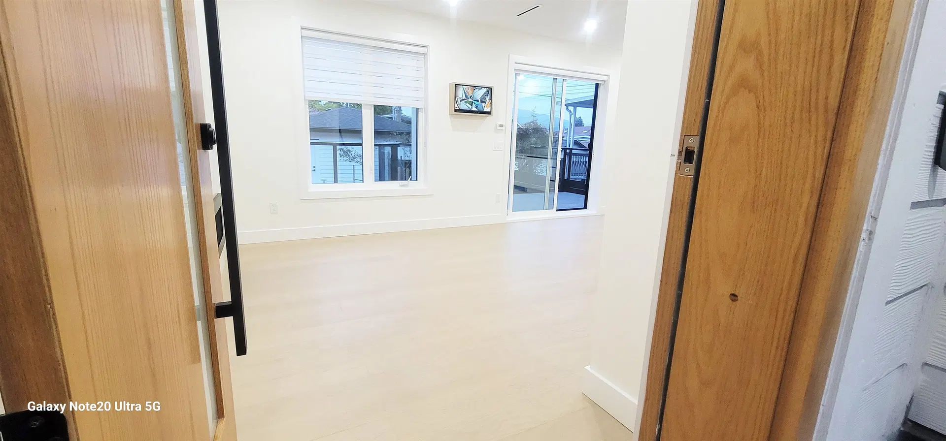 Photo 3 of 26 at #2 – 2741 Grant Street