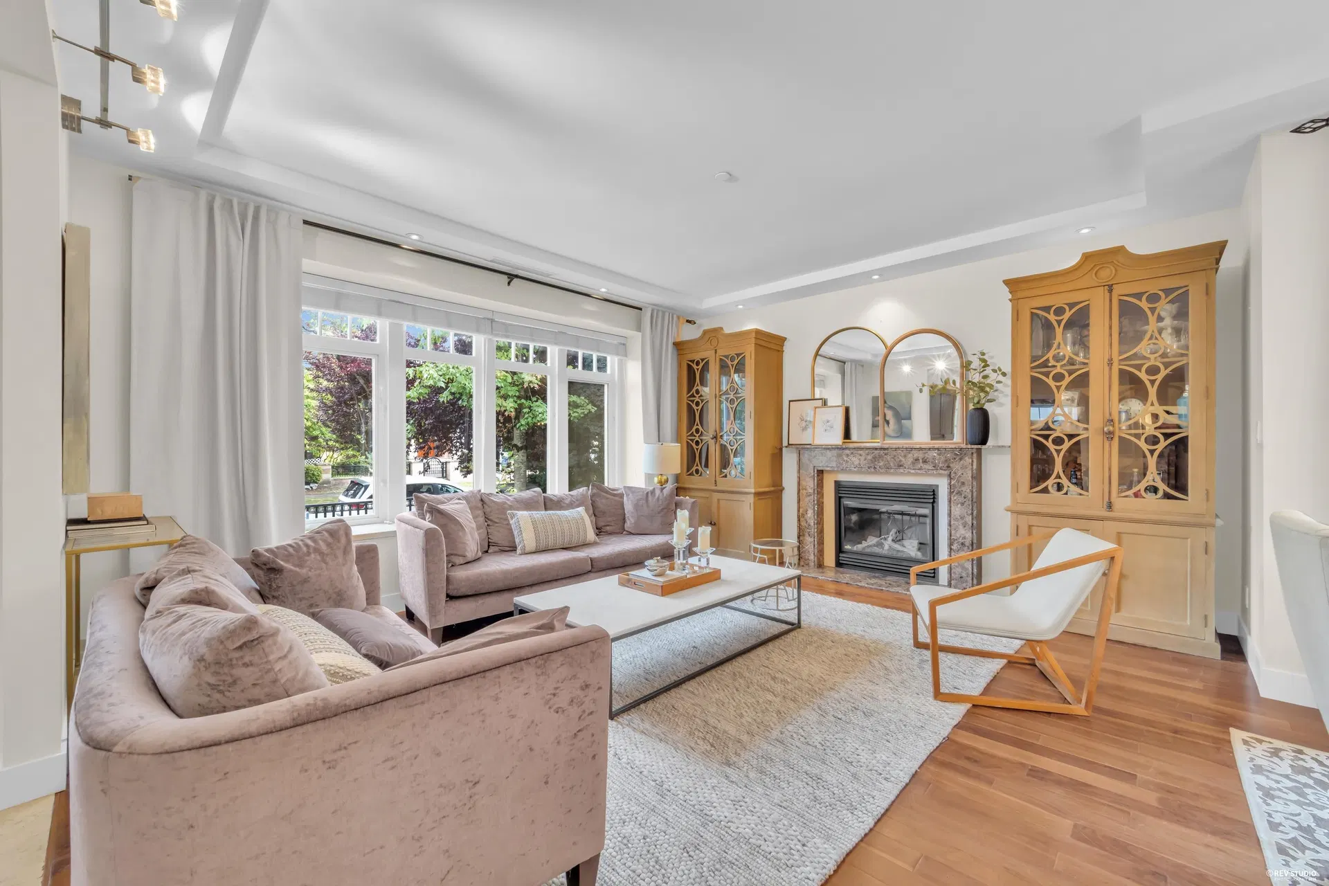 Photo 5 of 40 at 2483 W 22nd Avenue
