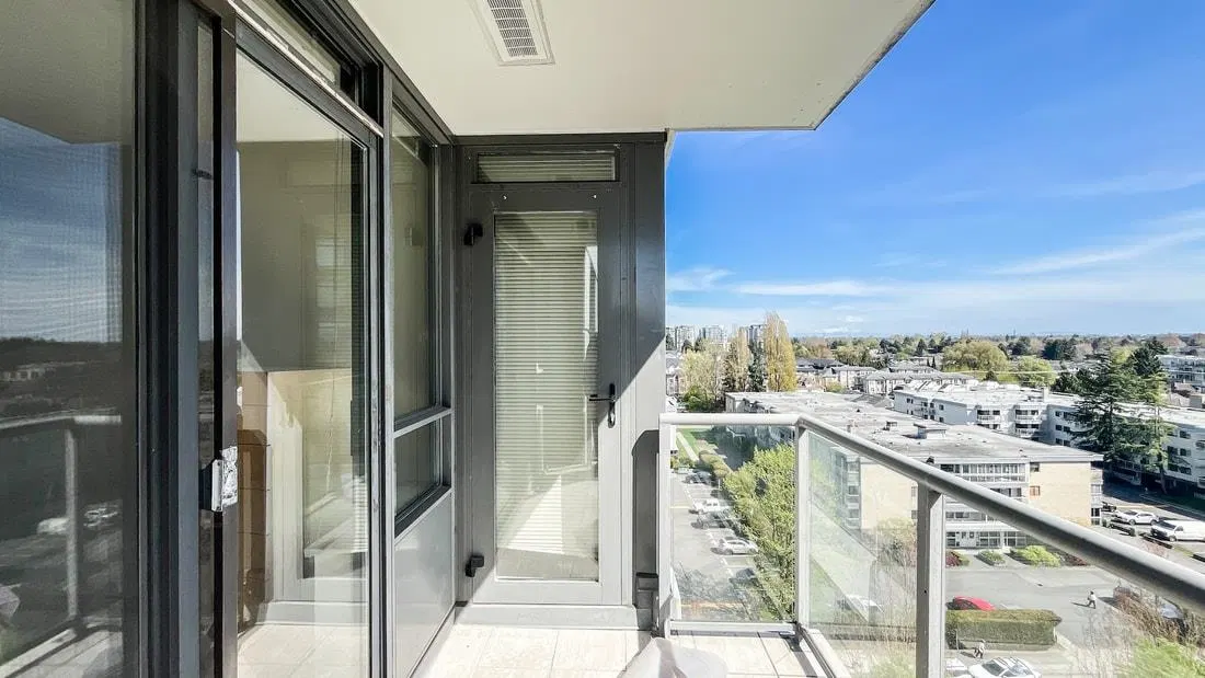 Photo 3 of 19 at #1106 – 6331 Buswell Street