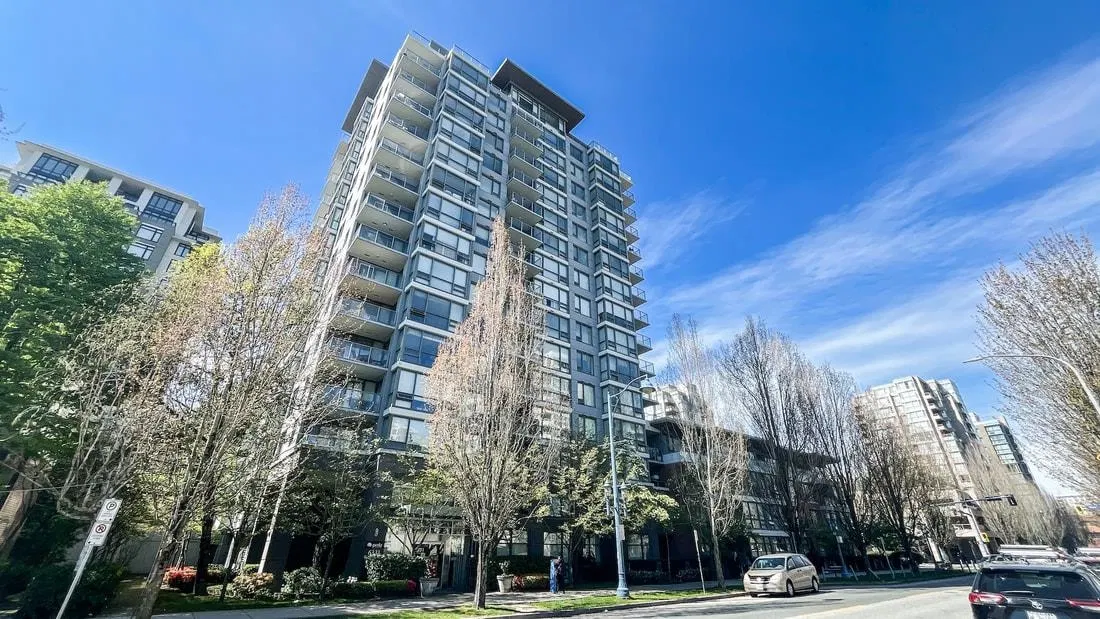 Photo 4 of 19 at #1106 – 6331 Buswell Street